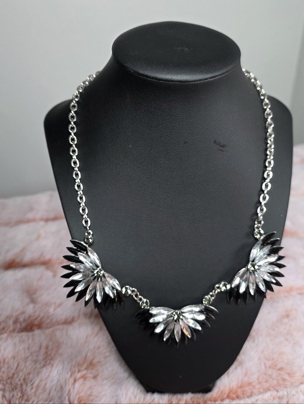 Sparkling Silver and Black Floral Statement Necklace